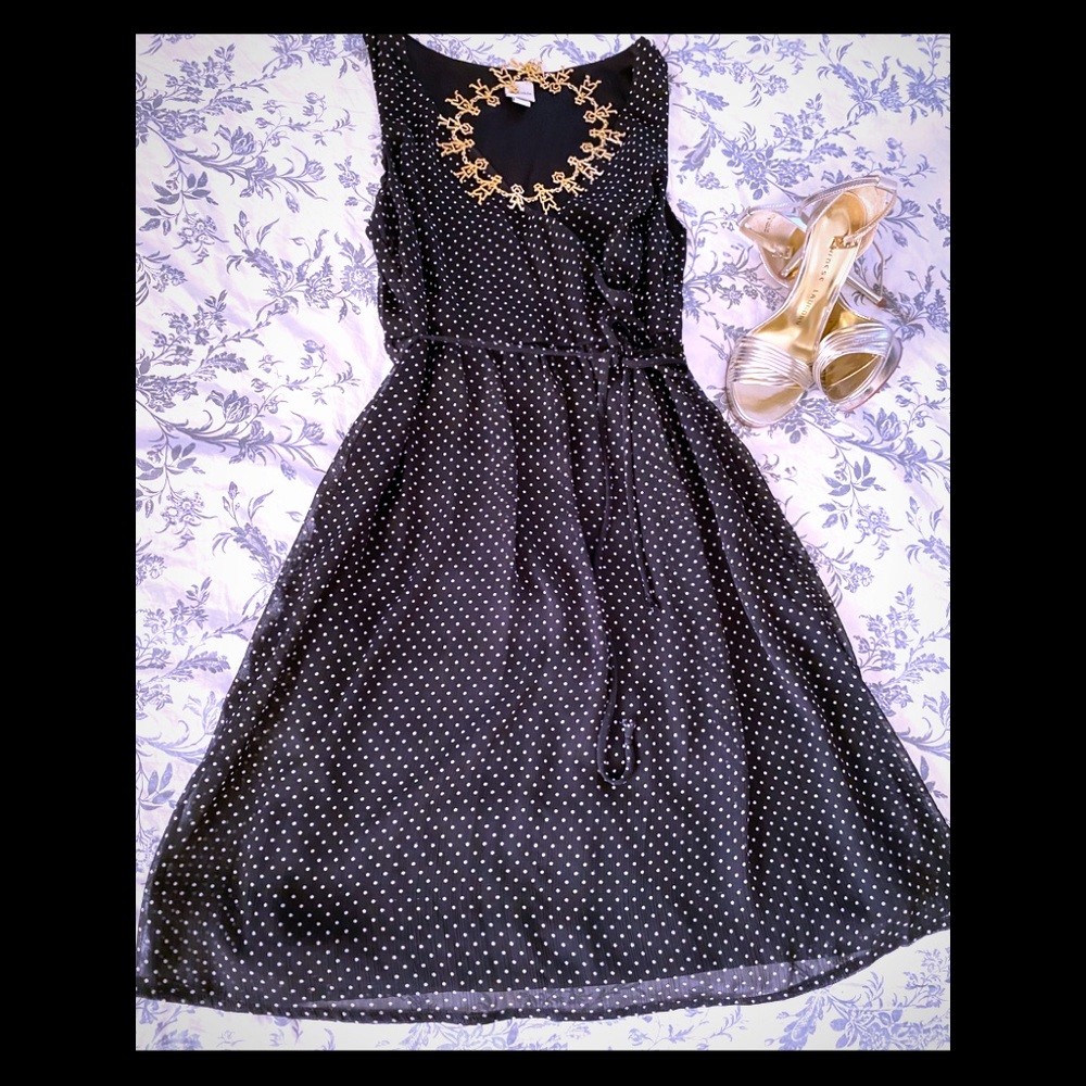 S classic black w/ dots